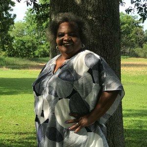 Meet your Posher, Beverly